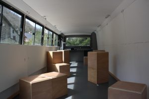 L'espace intérieur Le Bus - espace culturel mobile